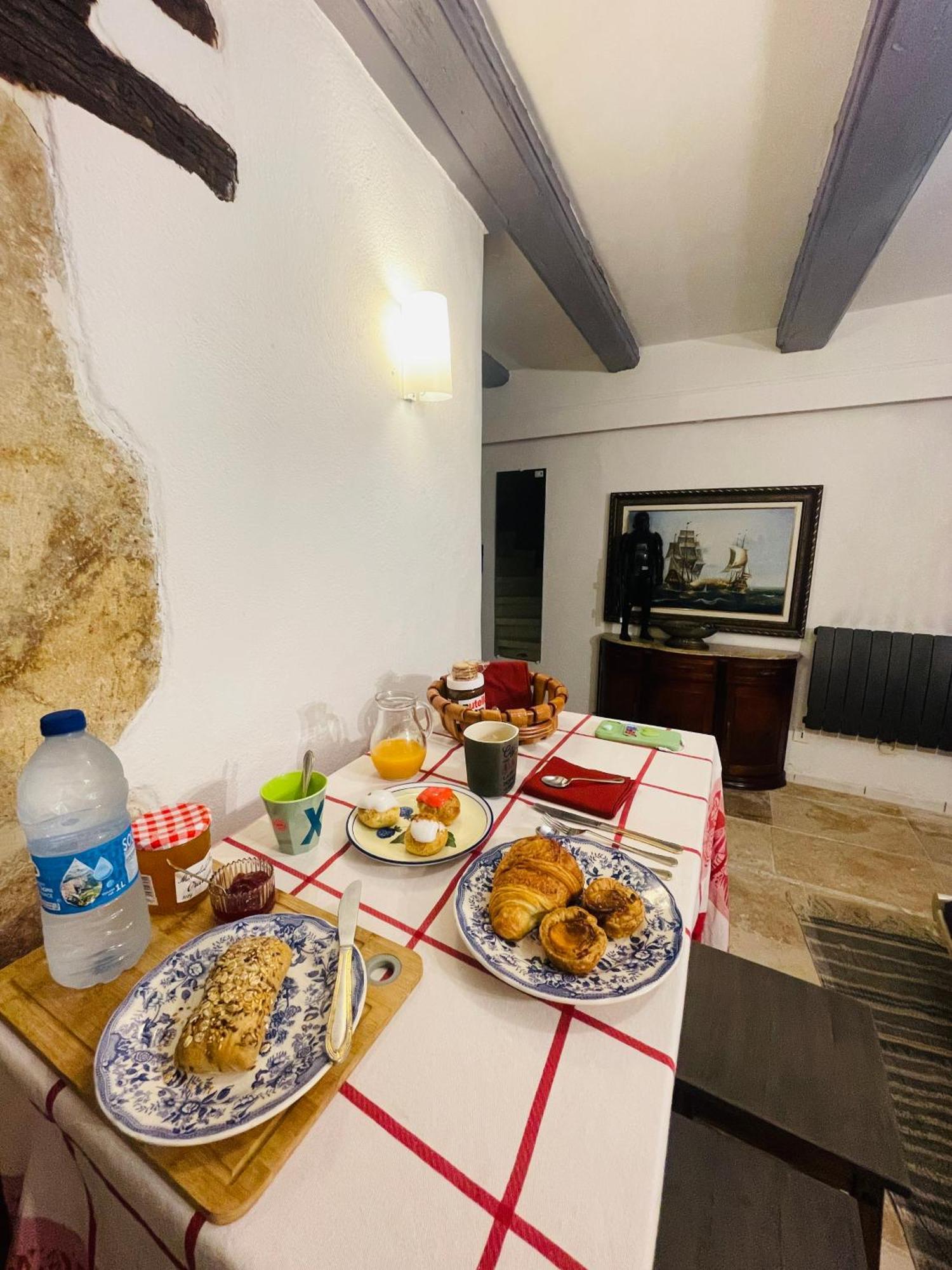 Rent Big Room With Breakfast Free In Old City Нансі Екстер'єр фото