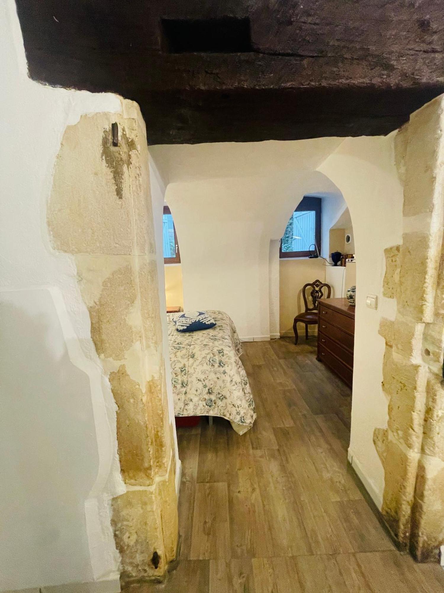 Rent Big Room With Breakfast Free In Old City Нансі Екстер'єр фото