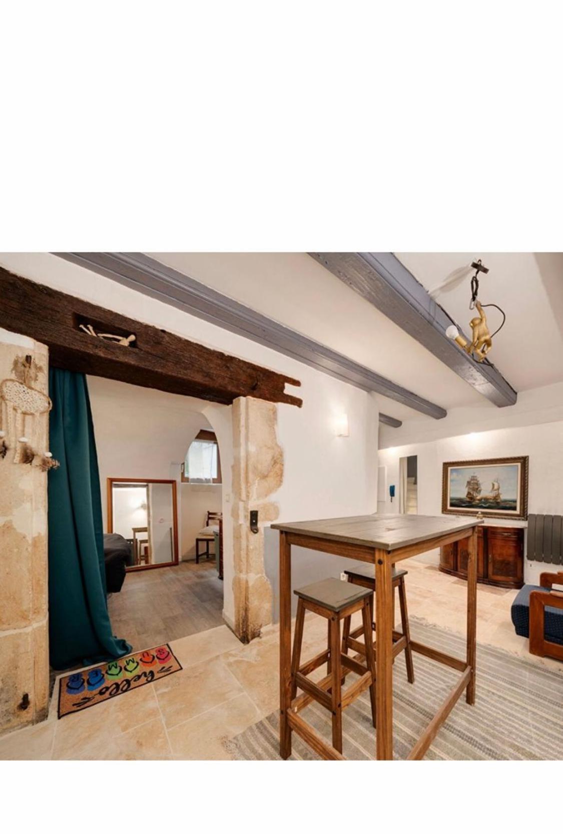 Rent Big Room With Breakfast Free In Old City Нансі Екстер'єр фото